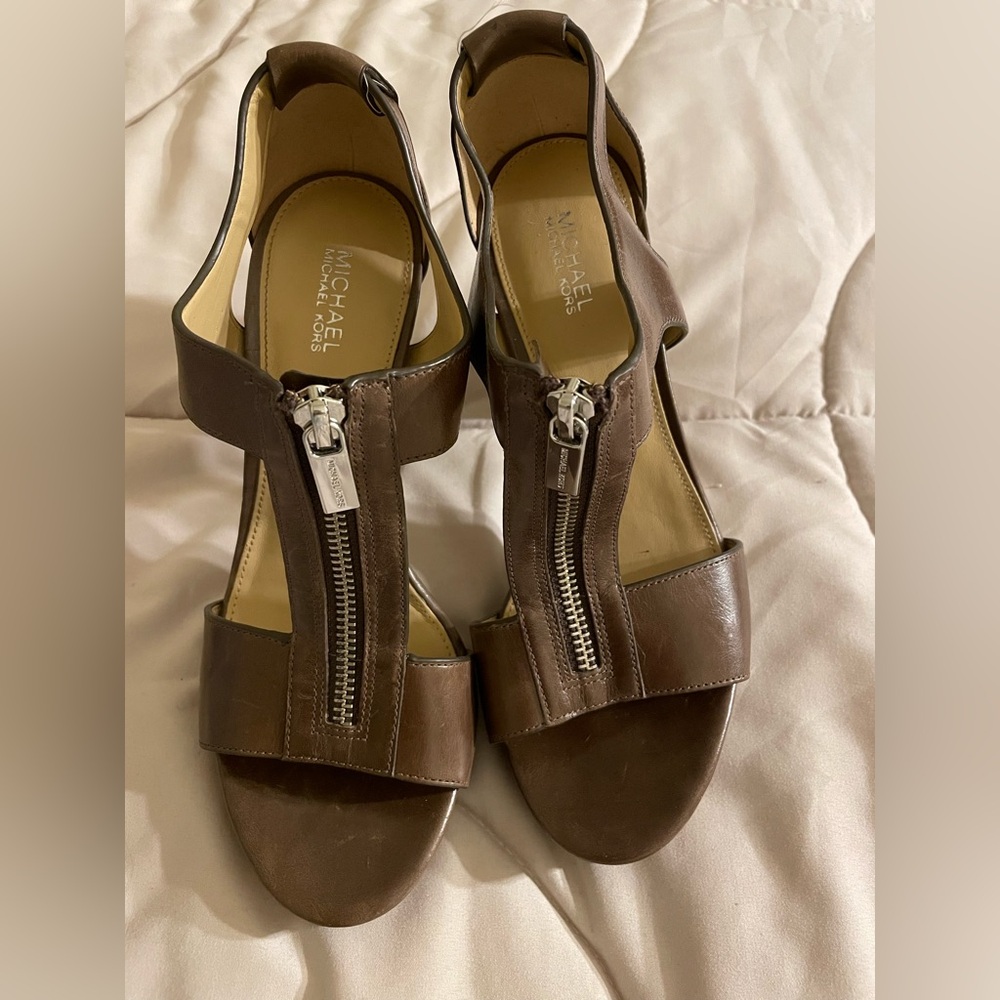 Michael Kors Tan Leather Sandals with Zipper